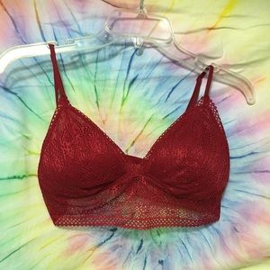 Red lace Victoria's Secret bra. Sz XL.